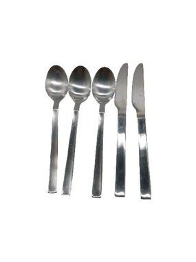 Cambridge Stainless Steel Flatware 3 Spoons 7 1/8" & 2 Knives